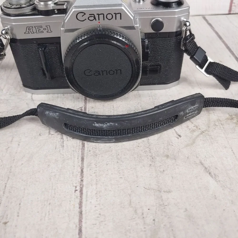 NEW BATTERY - Canon AE-1 Program 35mm SLR Film Camera BODY ONLY Silver - TESTED